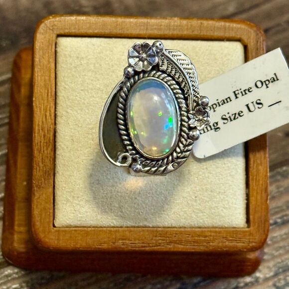 Stunning Ethiopian Fire Opal Ring Southwestern Sterling Silver Floral Framed New - Picture 2 of 7